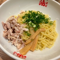 monbijou（モンビジュー）