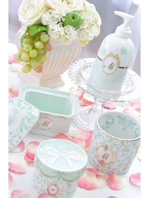Luxury Salon HACHI