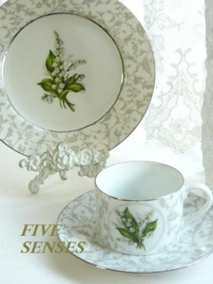 FIVE SENSES