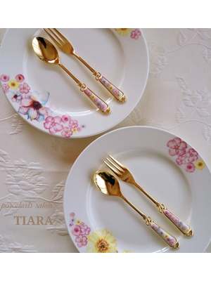 TIARA