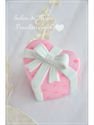 Salon de Muse（ｻﾛﾝﾄﾞﾐｭｰｽﾞ）