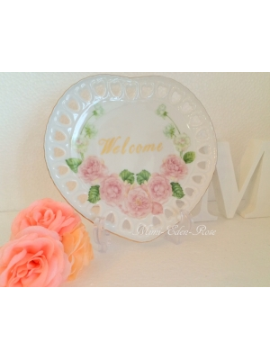 *Mimi-Eden-Rose*